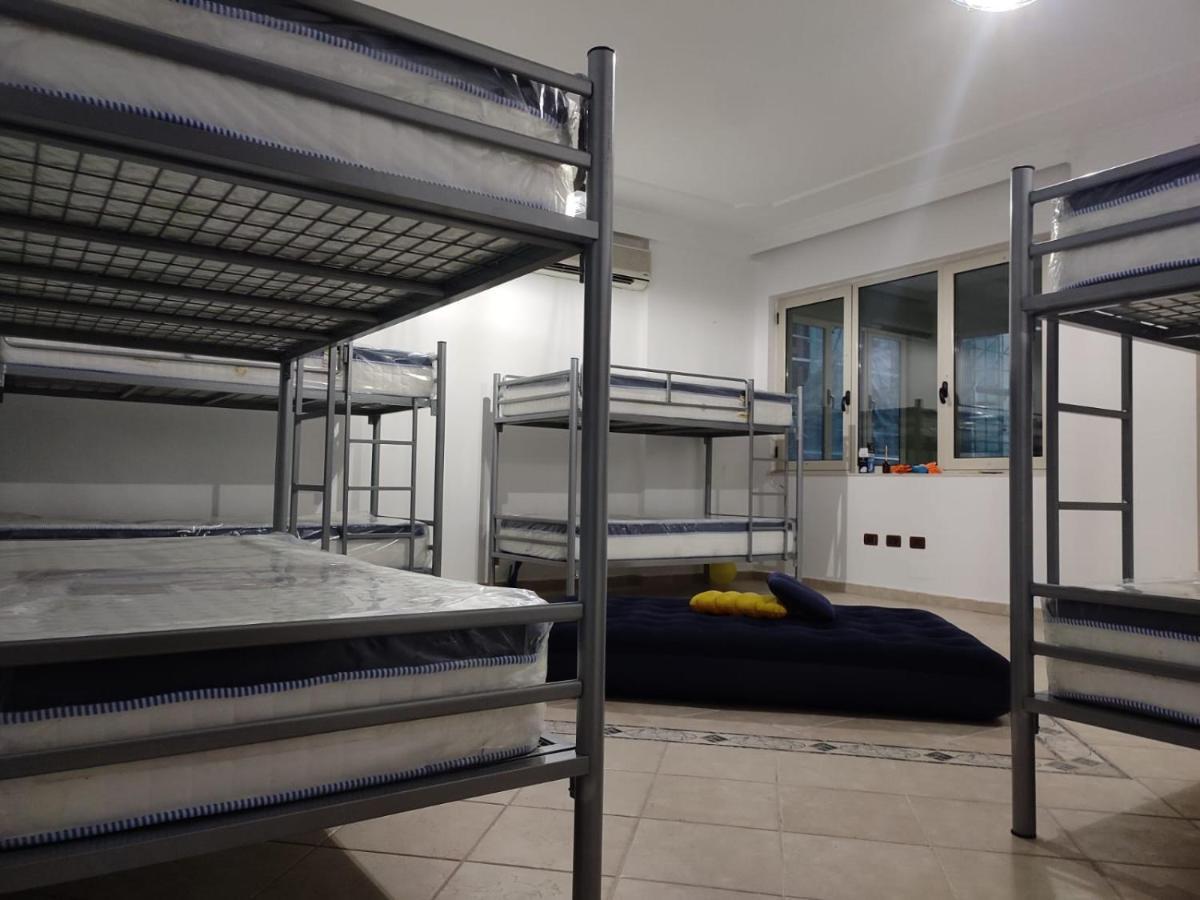 Hostel Nena Semi Tiranë Ngoại thất bức ảnh